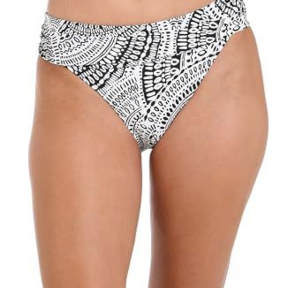 La Blanca Black and White High-Cut Bikini - Picture 1 of 2